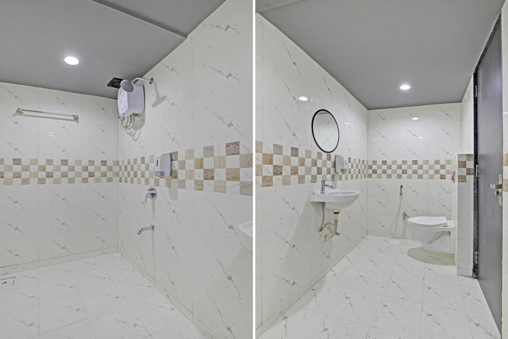 Collection O De'Pearl Hotel Surat Exterior photo